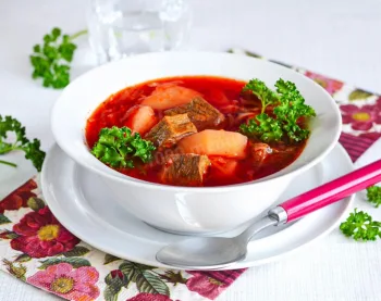 Home 4 - Рецепт витаминного салата: капусту, морковь и болгарский перец подготовить и нашинковать соломкой. Смешать сахар, соль, Home 4 - Рецепт