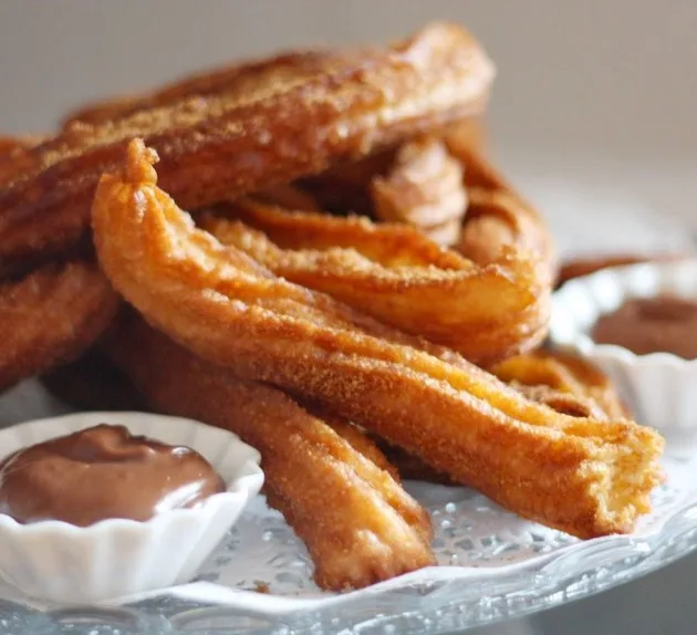 Чуррос - популярная испанская выпечка