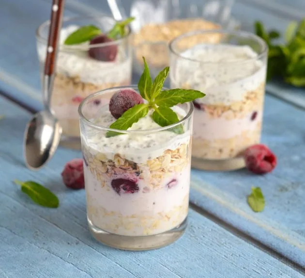 Ленивая овсянка в банках