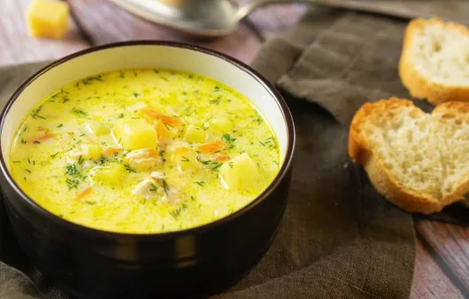 Сырный суп с курицей