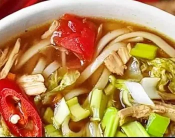 Куриный суп с лапшой по-китайски
